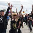 Członkowie NPD protestujący w Berlinie przeciwko islamizacji i amerykanizacji Niemiec. Fot. Markus H