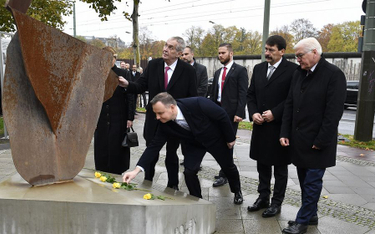 Prezydent na obchodach upadku Muru Berlińskiego: To miejsce symboliczne