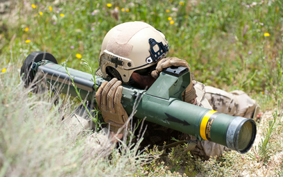 Ukraina może liczyć na kolejne dostawy uzbrojenia z państw NATO. Na zdjęciu hiszpański granatnik jed
