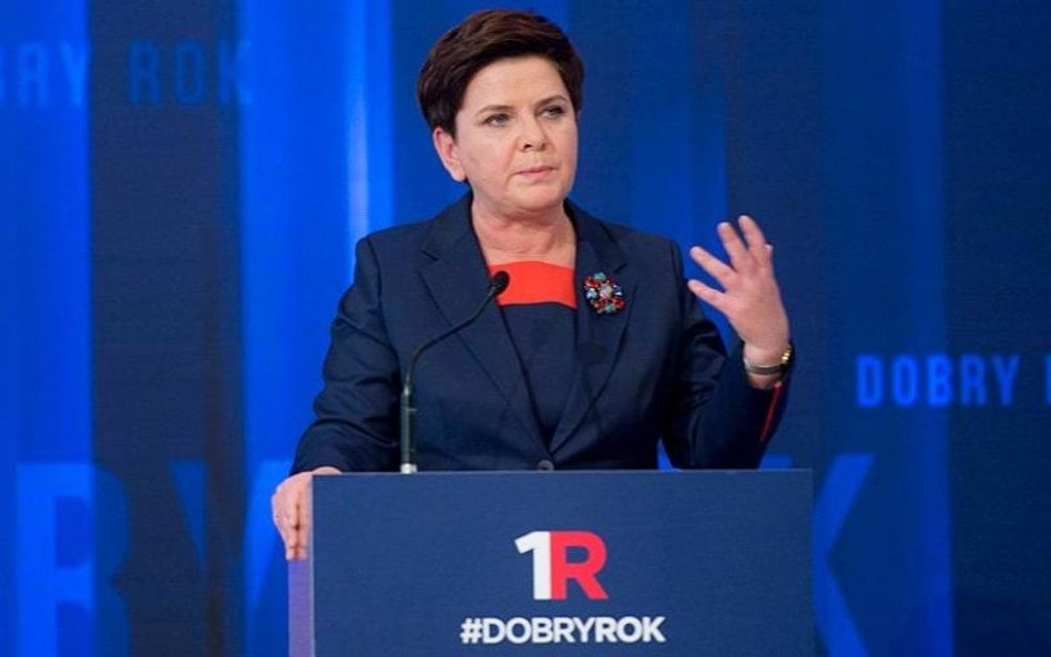 W środę mija rok od objęcia urzędu premiera przez Beatę Szydło.