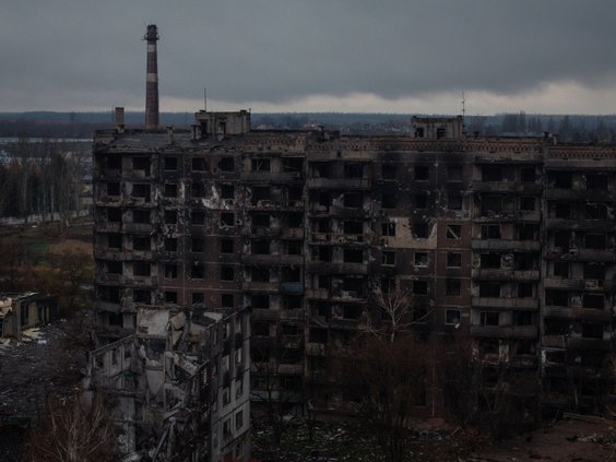 Konstantynówka, budynek uszkodzony w wyniku ostrzału