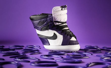 Amerykański artysta Marcus Taylor stworzył końskie buty we współpracy z organizacją Visit LEX zajmuj