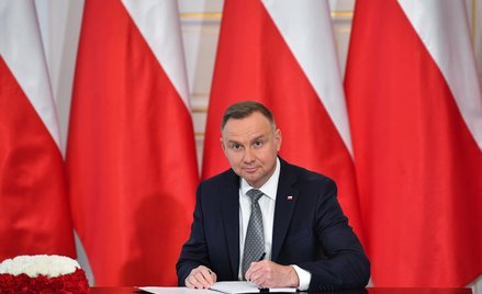 Prezydent RP Andrzej Duda podczas podpisania ustawy z dnia 7 lipca 2022 r. o finansowaniu społecznoś