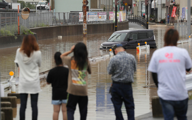 Japonia: Tragiczne skutki ulewnych deszczy