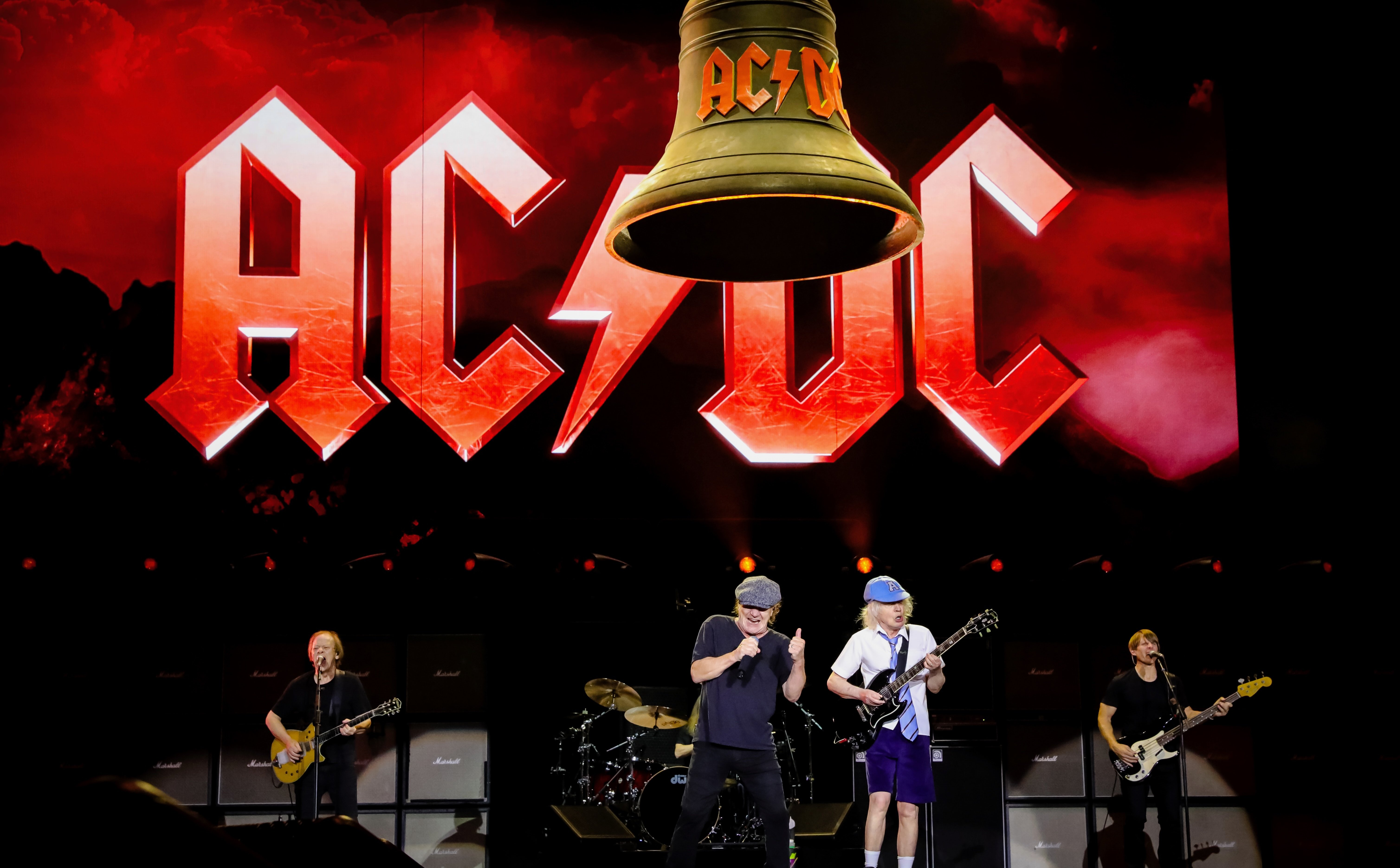 70-letni Angus Young wciąż jest młody i w świetnej formie. AC/DC zagra w Warszawie