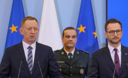 Minister rolnictwa i rozwoju wsi Robert Telus oraz minister rozwoju i technologii Waldemar Buda ogło