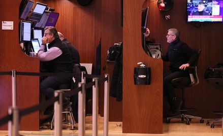 Nowy rekord S&P 500 cieszy, ale wyceny znów zaczynają się robić wygórowane