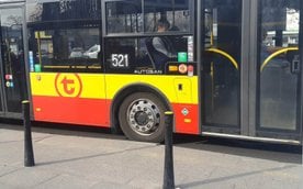 Autobus linii 521 kursuje na trasie Falenica – Dworzec Centralny, choć część kursów już od 2013 roku