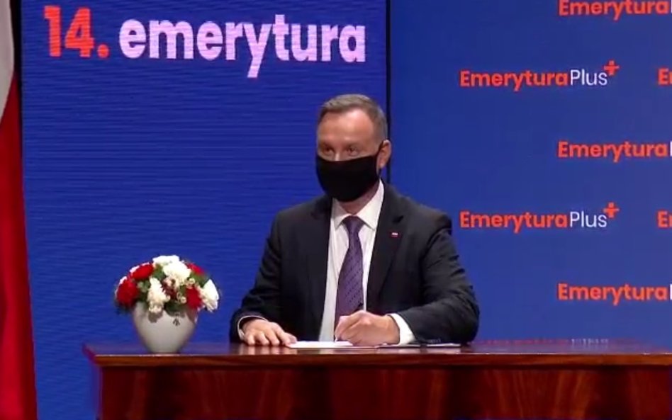 Czternasta emerytura - prezydent podpisał ustawę