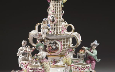 Porcelanowy serwis z alegoriami czterech pór roku pochodzący z ok. 1765 r.