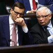 Premier Mateusz Morawiecki oraz wicepremier, prezes PiS Jarosław Kaczyński na sali obrad Sejmu