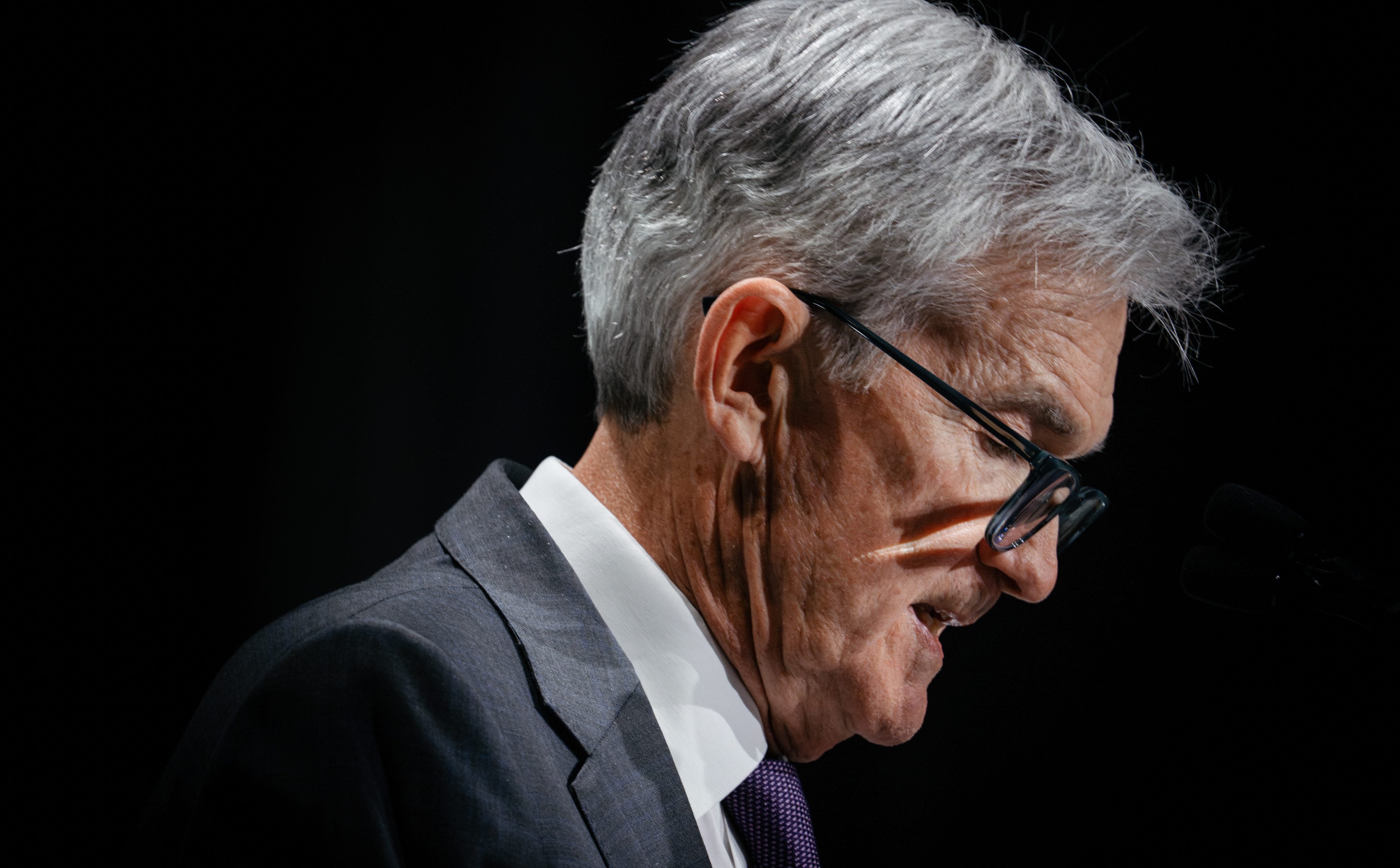 Czy Powell nie musi bać się o stanowisko?