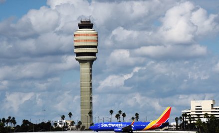 Samolot Southwest Airlines na lotnisku w Orlando na Florydzie