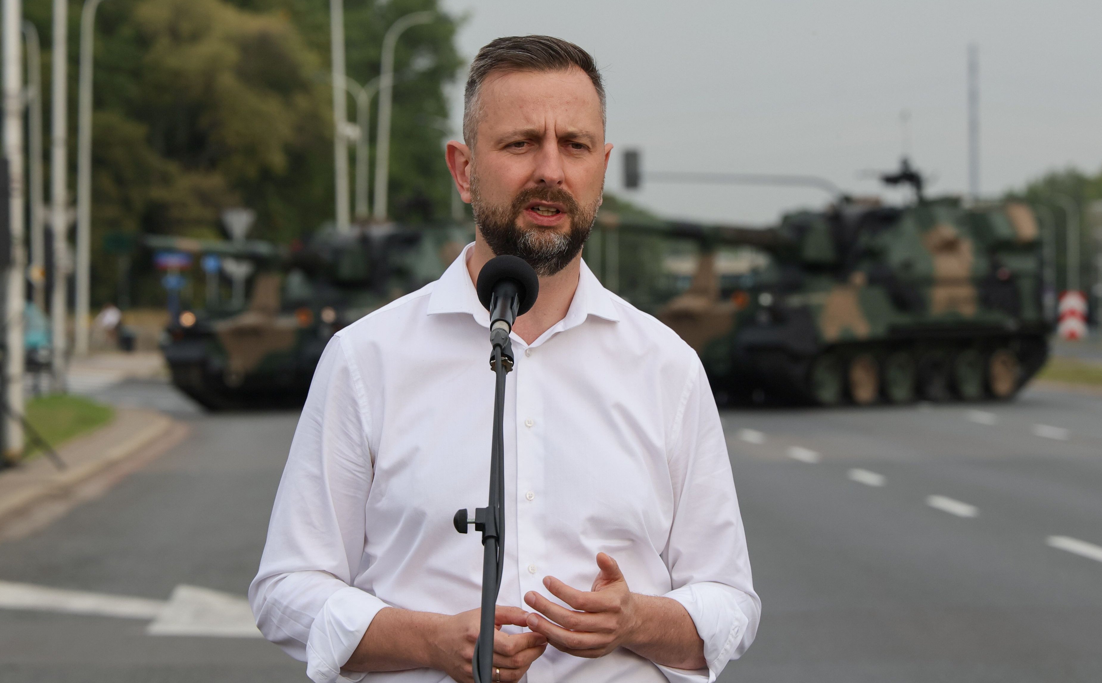 Szef MON o wojnie na Ukrainie: Polska zrobi wszystko, żeby doszło do sprawiedliwego pokoju