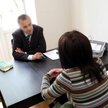 Komu zależy na mniejszej ochronie firm