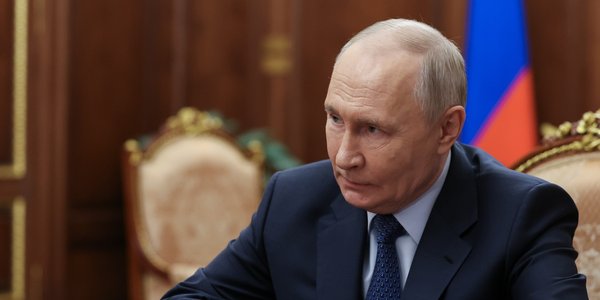 Russia claims Kostiantynivka captured; Ukraine silent, experts sceptical