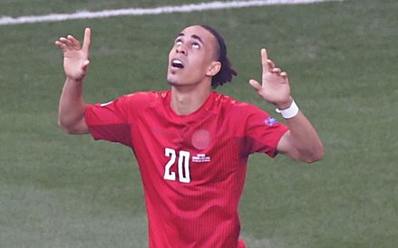 Yussuf Poulsen - 2 gole