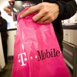 Grupa OEX kupuje 27 salonów T-Mobile