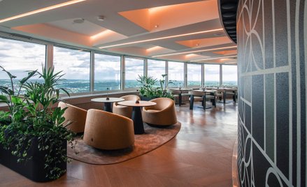 trakcie remontu restauracji Pauksciu Takas zachowano jej oryginalną architekturę, która wynika ze sp