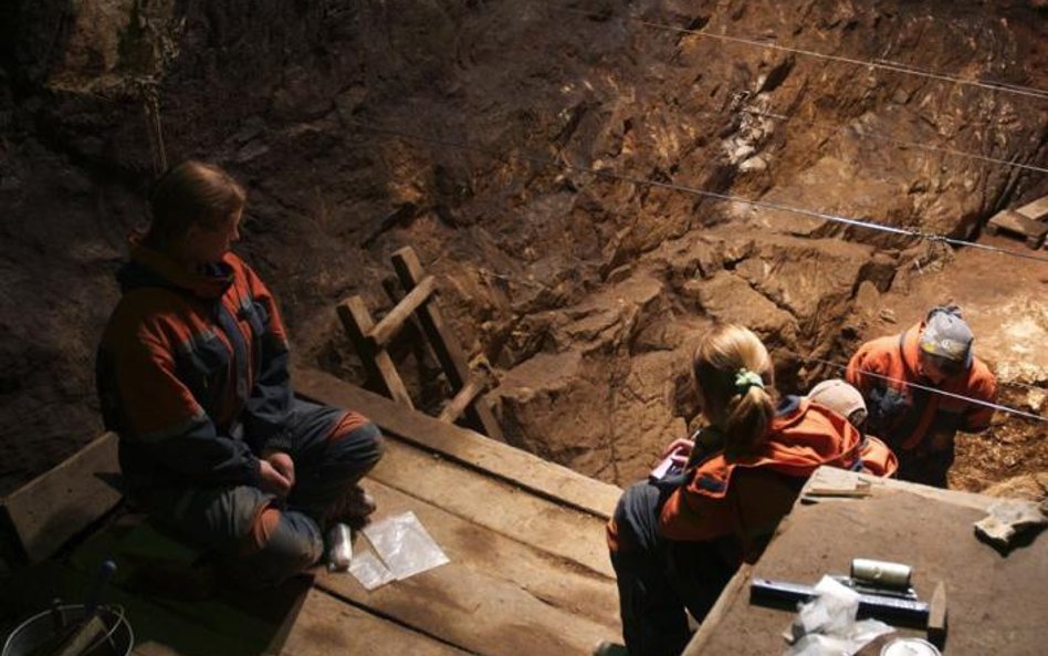 Jaskinia Denisowa kryje szczątki wczesnych ludzi – w tym neandertalczyków