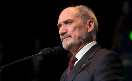 Szef MON Antoni Macierewicz