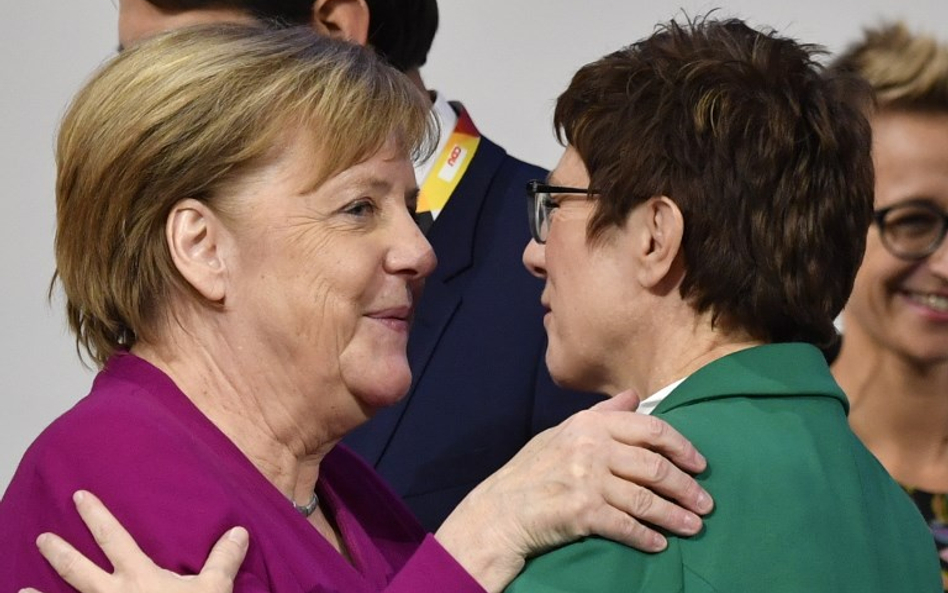 Angela Merkel i Annegret Kramp-Karrenbauer