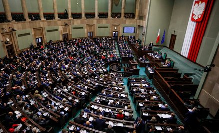 Opozycja chce, by obywatelskie projekty ustaw były procedowane w Sejmie tuż przed wyborami