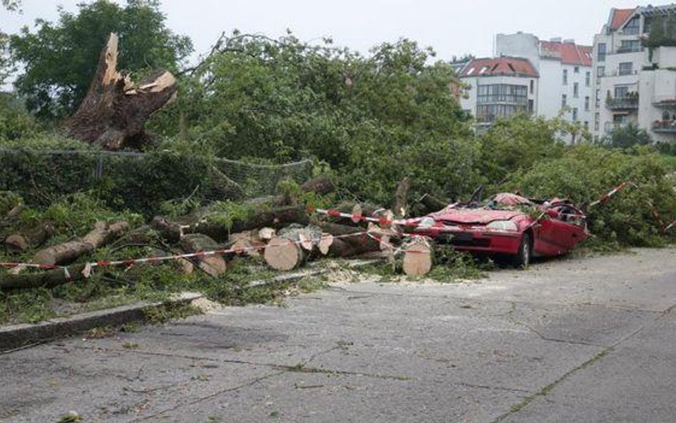 Kto zarabia na nieszczęściu