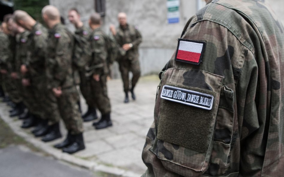 Radni usuwani ze służby w obronie terytorialnej