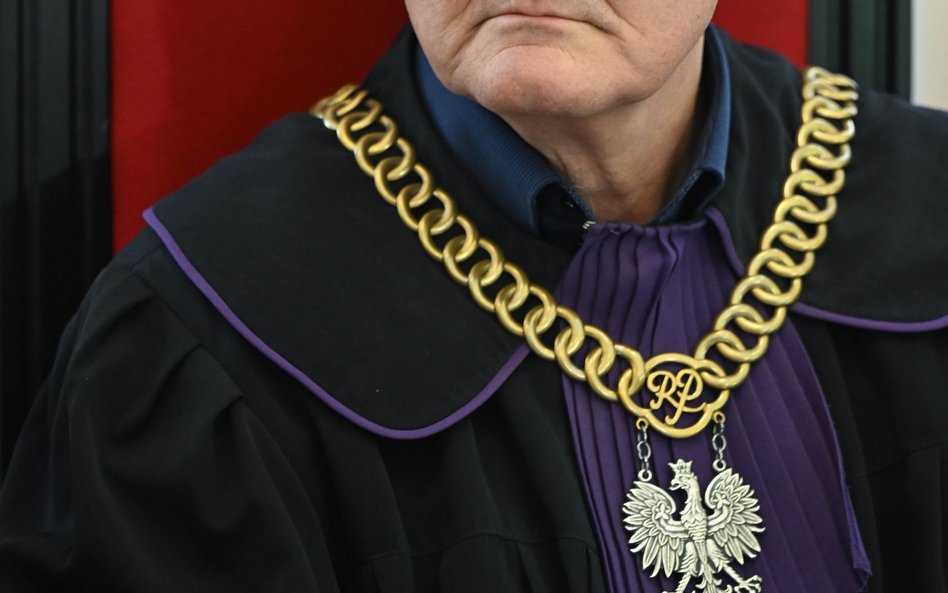 Czy sędziowie 65+ mogą orzekać mimo braku zgody KRS? Zdecyduje Sąd Najwyższy