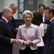 Kanclerz Niemiec Olaf Scholz, szefowa Komisji Europejskiej Ursula von der Leyen i prezydent Francji 