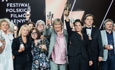 Laureaci ubiegłorocznego Festiwalu Polskich Filmów Fabularnych w Gdyni. W środku Agnieszka Smoczyńsk