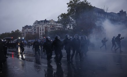 W Paryżu zatrzymano 142 osób. Tym razem zamieszki we Francji miały mniejszą skalę