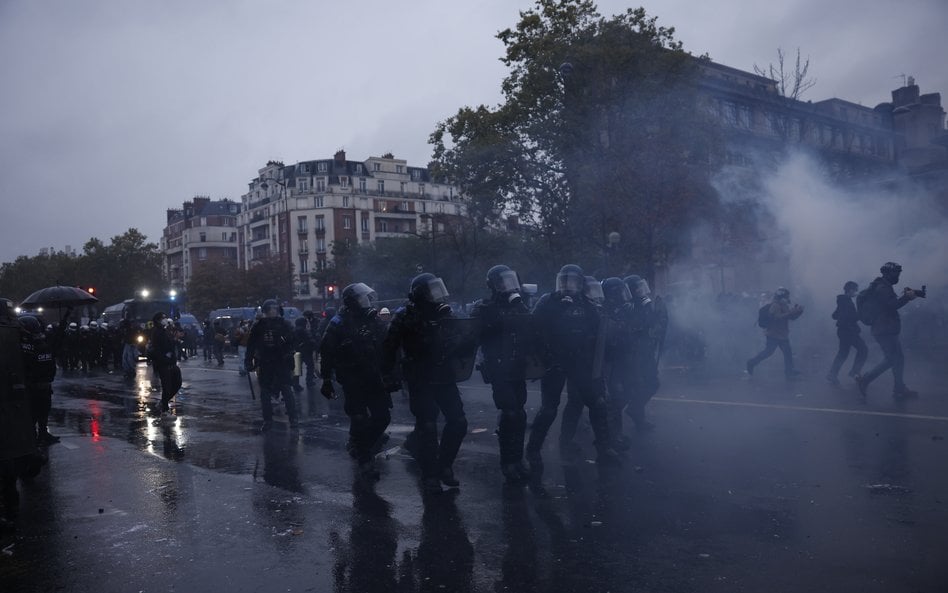 W Paryżu zatrzymano 142 osób. Tym razem zamieszki we Francji miały mniejszą skalę