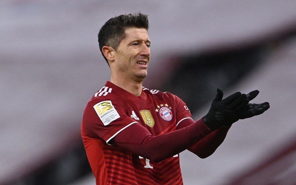 Lewandowski z pierwszym golem w 2022 roku, falstart Bayernu