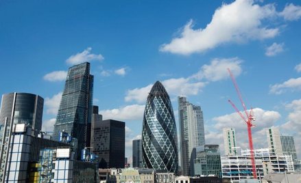 Wśród kosztów Brexitu przeciwnicy wymieniają m.in. ryzyko utraty przez Londyn statusu najważniejszeg