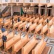 Pytania, na które wiara w Chrystusa z powodzeniem dotychczas odpowiadała, przestały być w ogóle zada