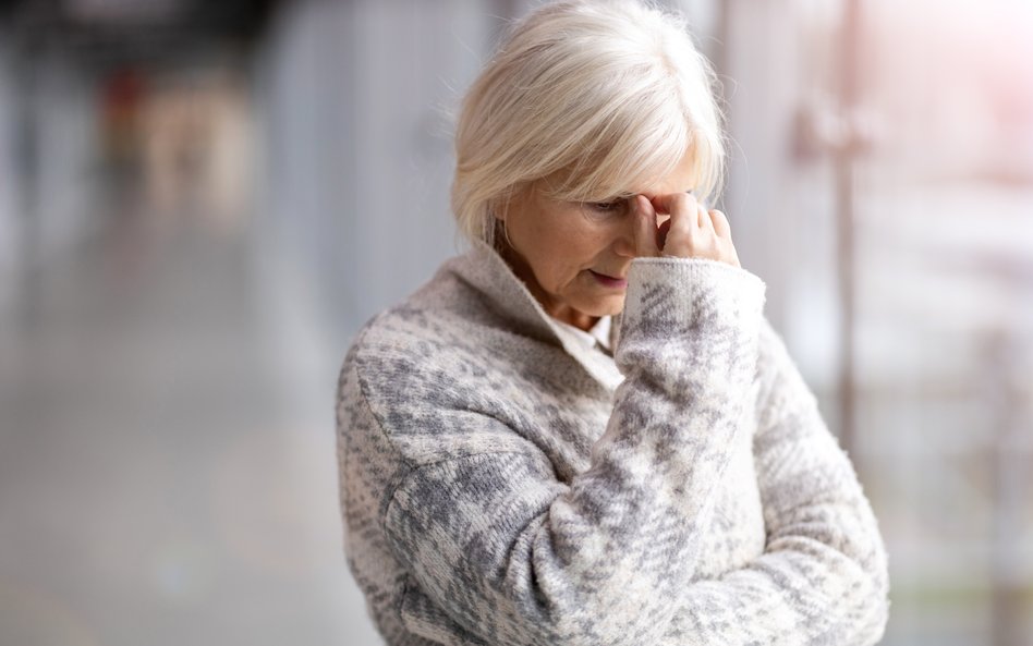 Według badaczy problem z rozpoznawaniem rodziny oraz przyjaciół przez chorych na Alzheimera może być