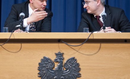 Ostra walka o kontrolę nad ABW