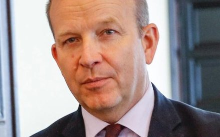 Konstanty Radziwiłł, minister zdrowia 17,6 (+2,2); 52,8 (+4,2)