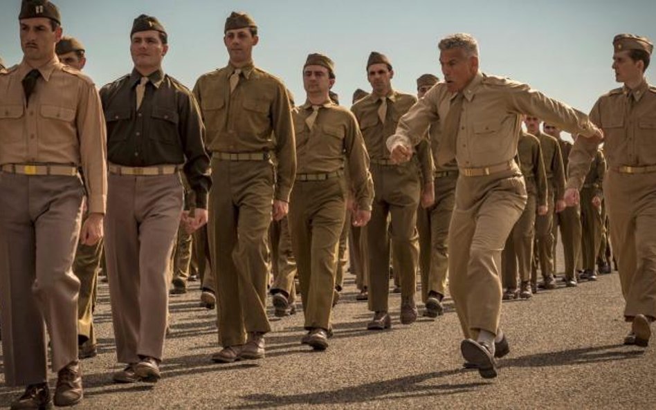 George Clooney zarówno jako reżyser, jak i aktor, stworzył z groteskowej powieści obłą ramotę