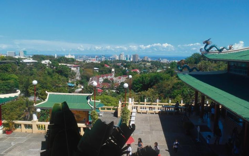 Chińska świątynia góruje nad Cebu. Chińczycy są bardzo wpływową mniejszością na Filipinach.