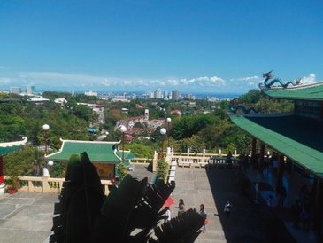 Chińska świątynia góruje nad Cebu. Chińczycy są bardzo wpływową mniejszością na Filipinach.