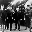 Arthur Balfour (drugi z lewej) z amerykańskim sekretarzem stanu Robertem Lansingiem, podczas wizyty 