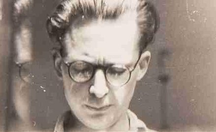 Andrzej Wróblewski. Autoportret z odbiciem w szybie