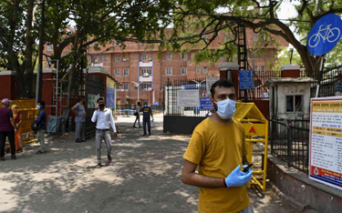 Indie: Wagony będą zmieniane w szpitale dla zakażonych