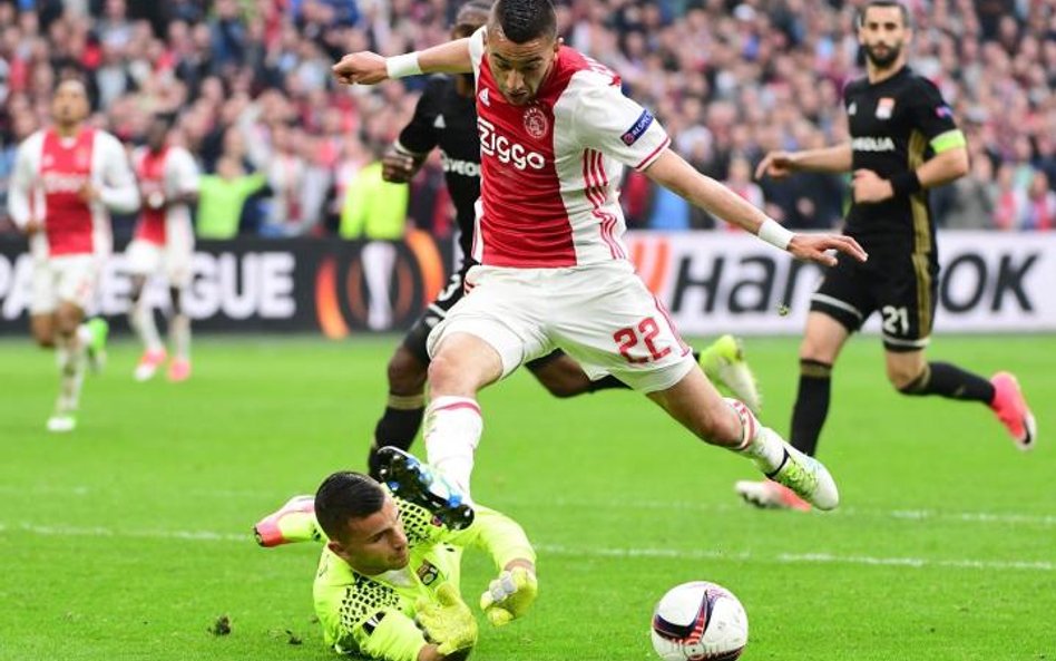 Hakim Ziyech blisko Chelsea