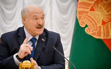 Aleksander Łukaszenko próbuje, jak co dekadę, wykonywać przyjazne gesty pod adresem Polski