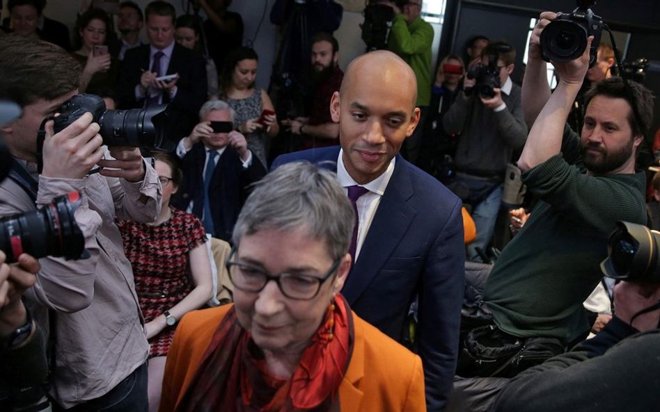 Chuka Umunna (w środku) od wielu miesięcy jest twarzą kampanii na rzecz powtórnego referendum. Teraz