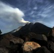 Indonezja, Tanah Karo. Erupcka wulkanu Sinabung